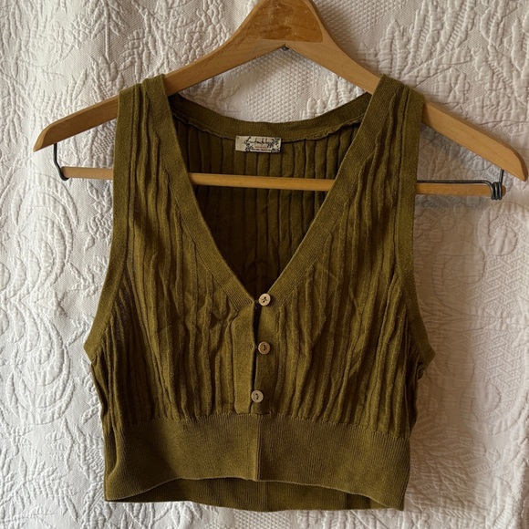 Free People Tops - Ann Taylor Olive Buttoned Crop Top